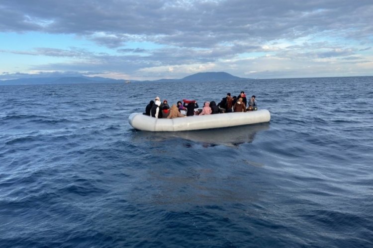&Ccedil;anakkale'de 13 ka&ccedil;ak g&ouml;&ccedil;men yakalandı
