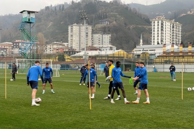 &Ccedil;aykur Rizespor, Galatasaray ma&ccedil;ı hazırlıklarına başladı