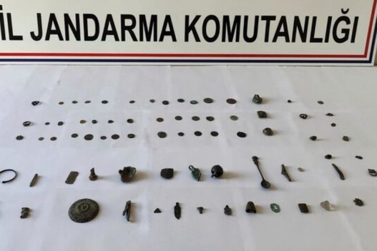 Niğde'de tarihi eser operasyonunda 75 obje ele ge&ccedil;irildi