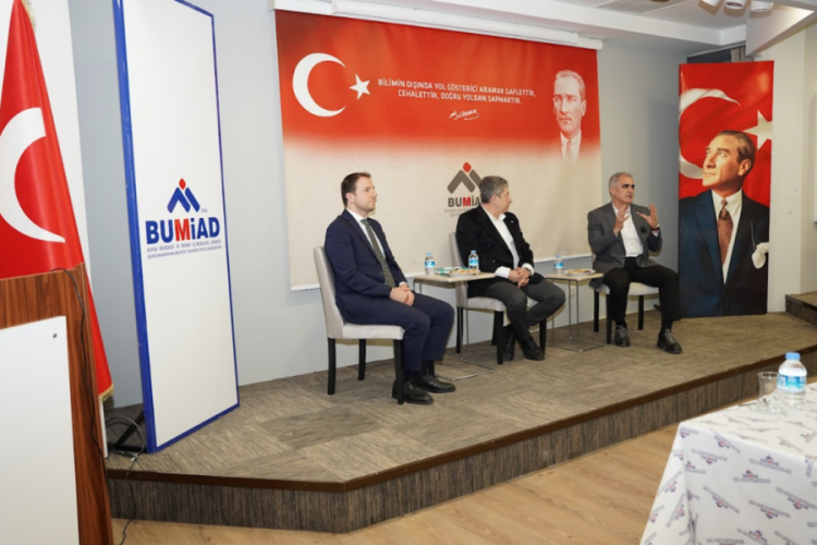 AK Parti Nil&uuml;fer Belediye Başkan Adayı &Ccedil;olak iş d&uuml;nyasına seslendi
