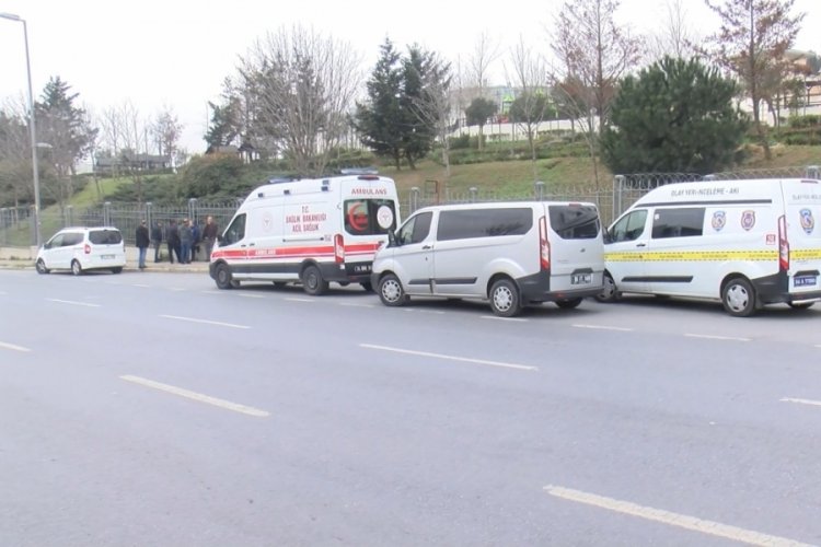 İstanbul'da bir kişi otomobilde başında vurulmuş halde bulundu