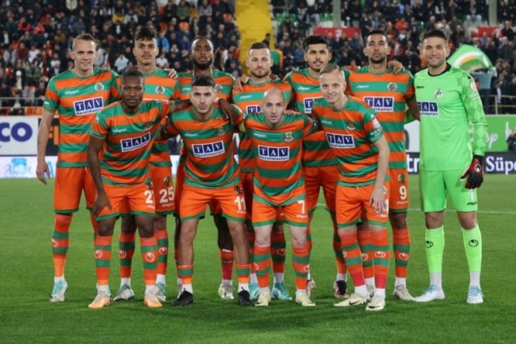 Alanyaspor, ligde 6 ma&ccedil; sonra galibiyeti hatırladı