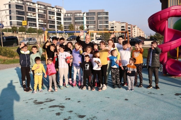 Bursa'da &ccedil;ocuklar Şadi &Ouml;zdemir'den daha &ccedil;ok park istedi