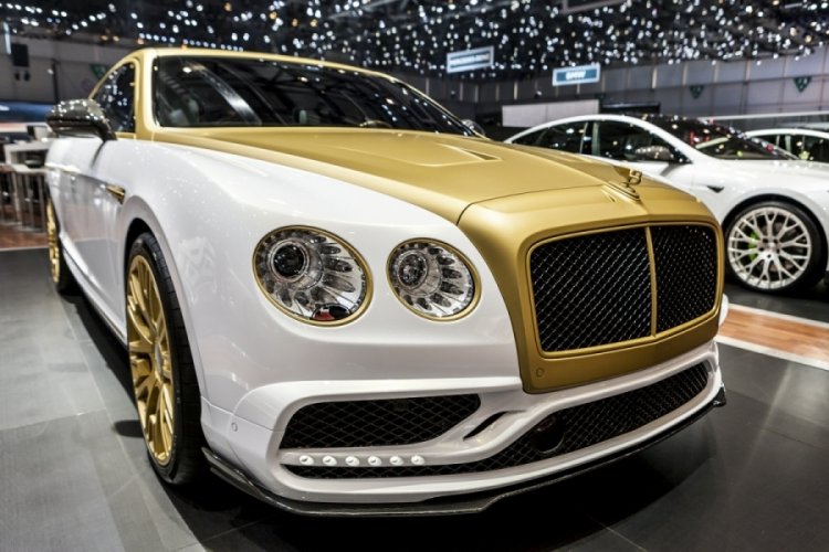 2 ayda 5 Lamborghini, 3 Ferrari, 3 Bentley satıldı!