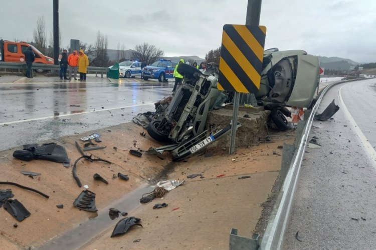 K&uuml;tahya'da trafik kazasında 1 kişi &ouml;ld&uuml;
