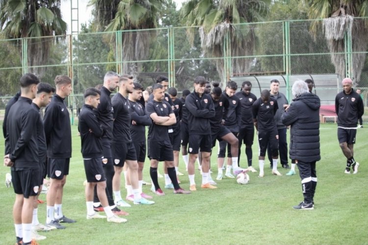 Adanaspor, Sakaryaspor ma&ccedil;ı hazırlıklarına başladı