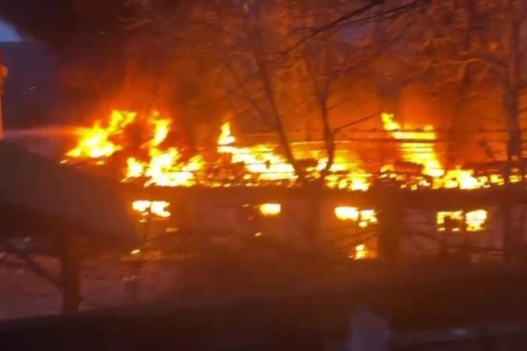 Zonguldak'ta bir tekstil at&ouml;lyesinin deposunda yangın &ccedil;ıktı