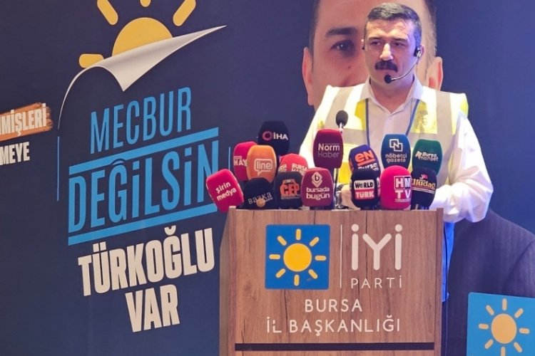 İYİ Parti Bursa BBB Adayı Türkoğlu, 'Yaşanabilir Bir Bursa' temalı proje tanıtım toplantısı düzenledi