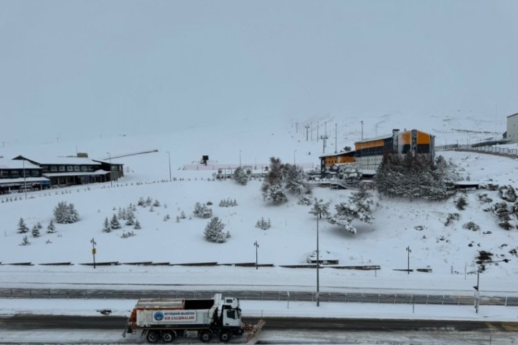 Kayseri'de kar kalınlığı 110 santimetreye ulaştı