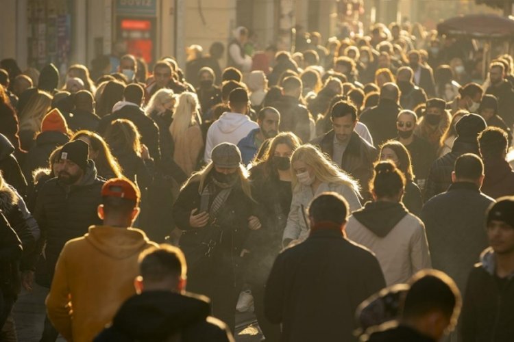 T&uuml;rkiye n&uuml;fusunun y&uuml;zde 49,9'unu kadınlar oluşturuyor