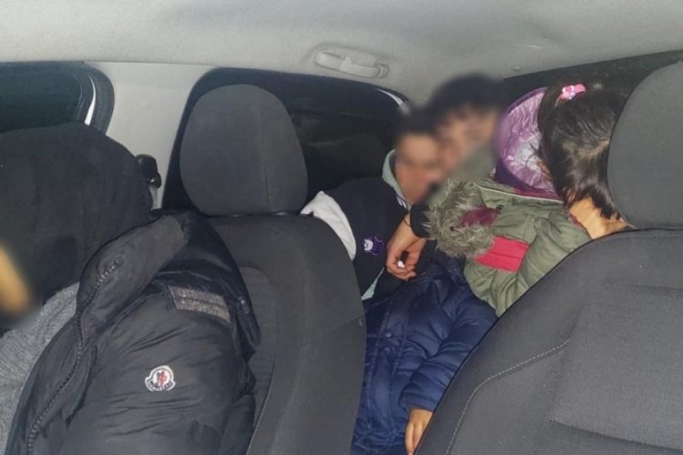 &Ccedil;anakkale'de 243 ka&ccedil;ak g&ouml;&ccedil;men yakalandı, 15 organizat&ouml;r tutuklandı