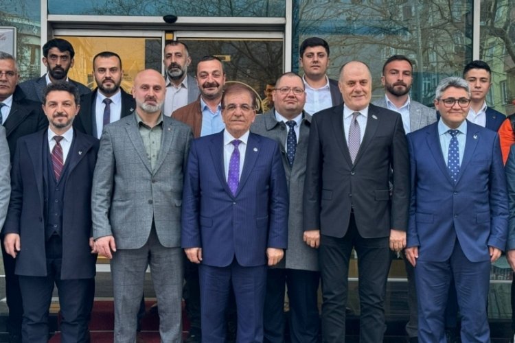 Sedat Yal&ccedil;ın, Gemlik'te b&uuml;y&uuml;k bir ilgiyle karşılandı