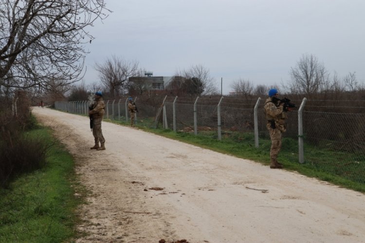 Şanlıurfa'da, PKK operasyonu: 4'&uuml; DEM Parti belediye meclis &uuml;yesi 17 g&ouml;zaltı