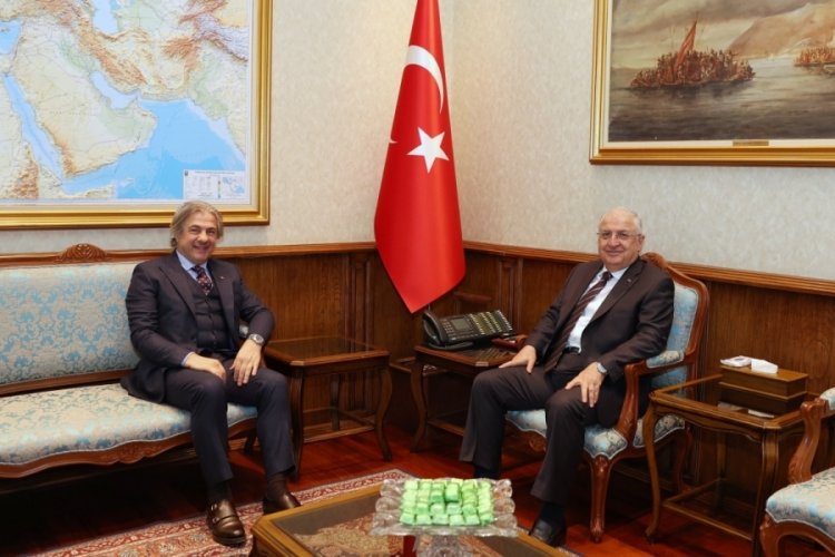 Bakan G&uuml;ler, Tunus B&uuml;y&uuml;kel&ccedil;isi ile g&ouml;r&uuml;şt&uuml;