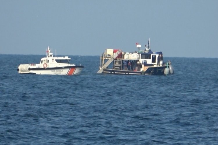 Bursa'da deniz y&uuml;zeyinde bulunan cesedin batan geminin sahibine ait olduğu belirlendi