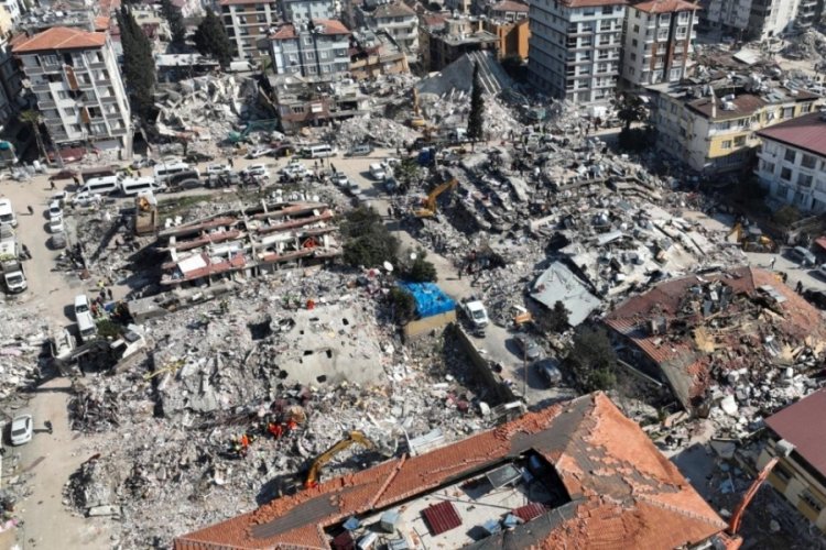 Hatay'da depremde 30 kişinin &ouml;ld&uuml;ğ&uuml; binanın yapım kusurları iddianamede