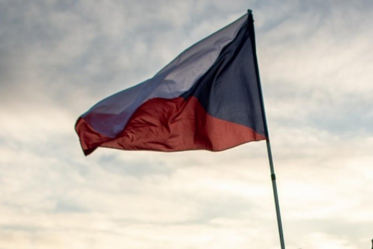 &Ccedil;ekya, "Rusya nedeniyle" Slovakya ile yapacağı h&uuml;k&uuml;metler arası istişareleri iptal etti