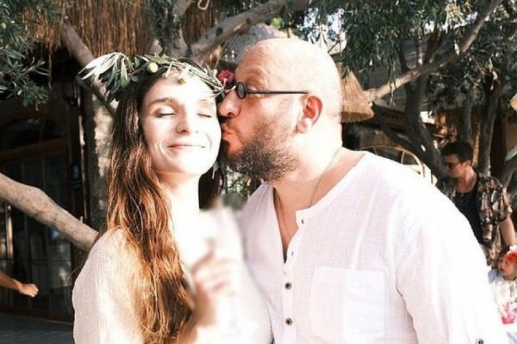 Meri&ccedil; Aral-Serkan Keskin &ccedil;ifti d&uuml;nyaevine giriyor