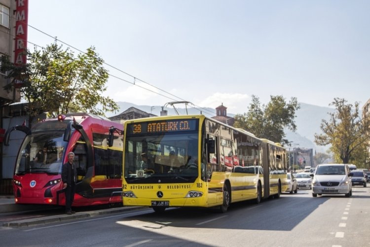 Bursa'da kadınlara ulaşım &uuml;cretsiz