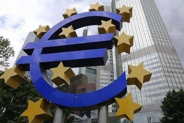 Avrupa Merkez Bankası faizi sabit tuttu