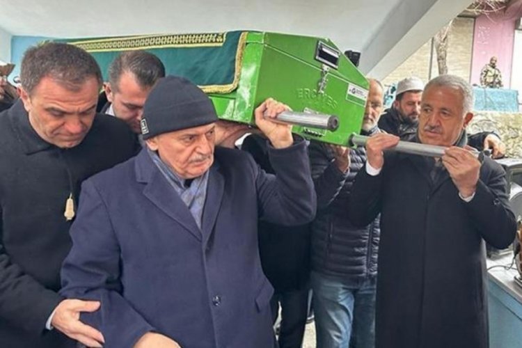 Binali Yıldırım, Ahmet Arslan'ın babasının cenaze t&ouml;renine katıldı