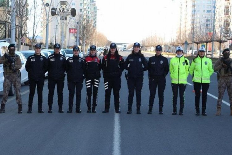 Diyarbakır'da kadın polis timinden uygulama&nbsp;