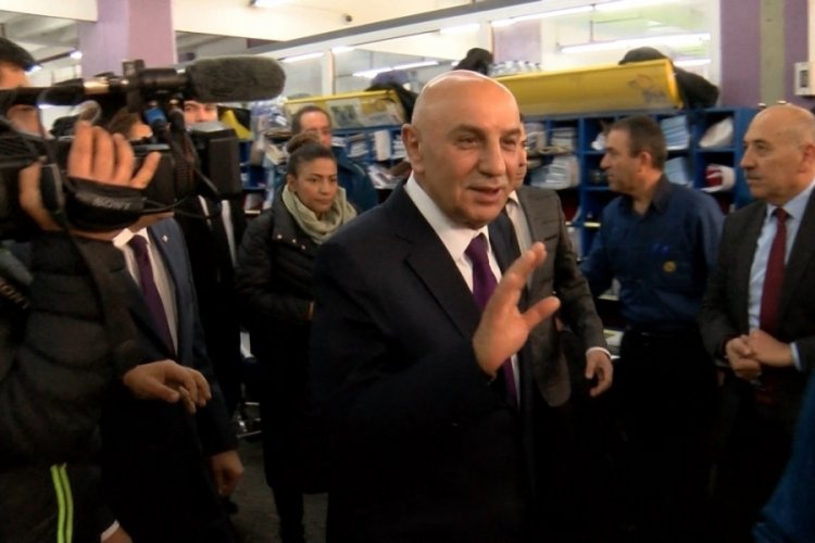 Turgut Altınok: PTT &ccedil;alışanları &uuml;cretsiz otob&uuml;s hizmetinden yararlanacak