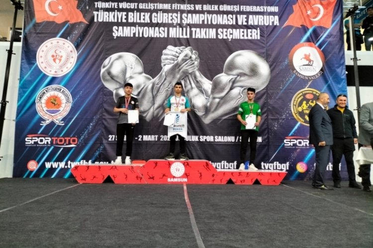Bursalı gen&ccedil; sporcuların bileği b&uuml;k&uuml;lemedi