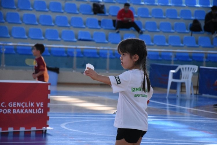 Para Badminton T&uuml;rkiye Şampiyonası, Karaman'da başladı