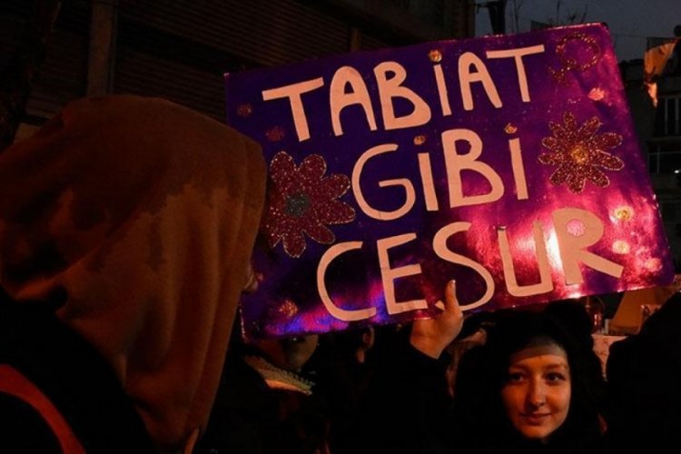 İstanbul Beyoğlu'nda 22. Feminist Gece Y&uuml;r&uuml;y&uuml;ş&uuml; yapıldı