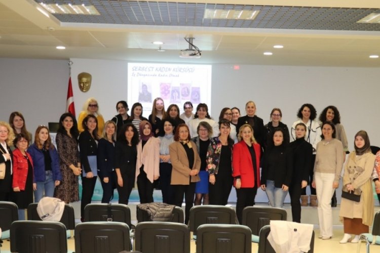 Bursa'da TMMOB'dan 'İş D&uuml;nyasında Kadın Olmak Semineri'