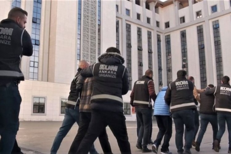 Ayhan Bora Kaplan su&ccedil; &ouml;rg&uuml;t&uuml;ne operasyon: 8 kişi tutuklandı