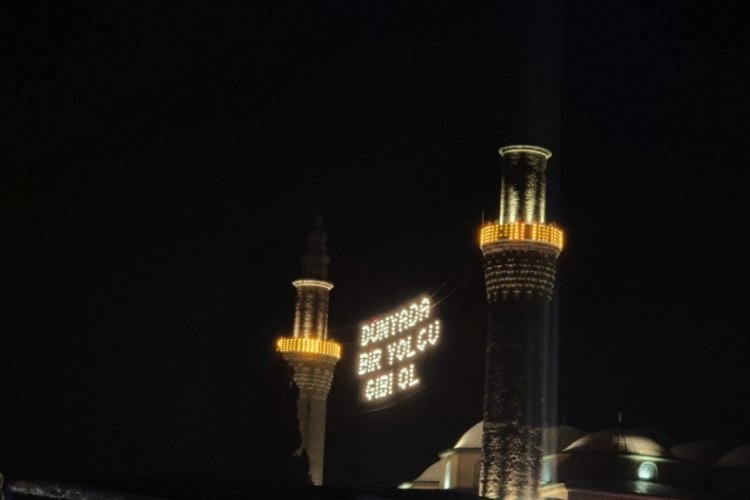 Ulu Cami'de mahya geleneği devam etti