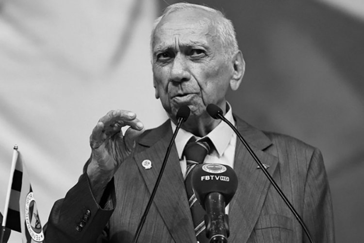 Vefat eden Fenerbah&ccedil;e Eski Başkanı Tahsin Kaya i&ccedil;in t&ouml;ren d&uuml;zenlendi