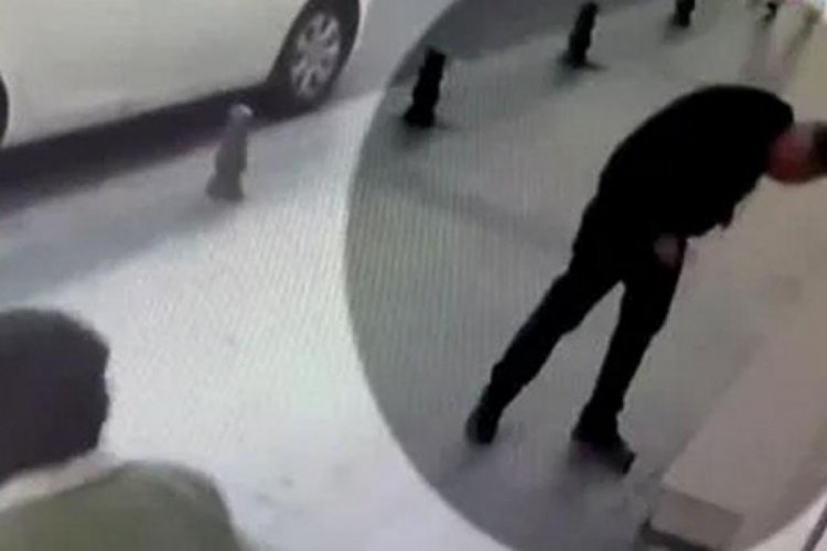 İstanbul'da alnına kalem saplayarak öldürdü! Yargılanmaya başladı