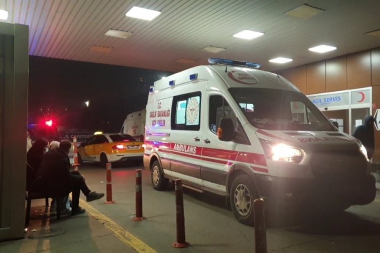 Diyarbakır'da 16 yaşındaki gencin &ouml;ld&uuml;ğ&uuml; kavgada kuzeni tutuklandı