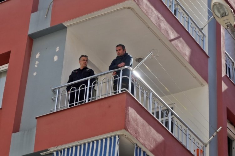 Yabancı uyruklu kadın yatağında &ouml;l&uuml; bulundu!