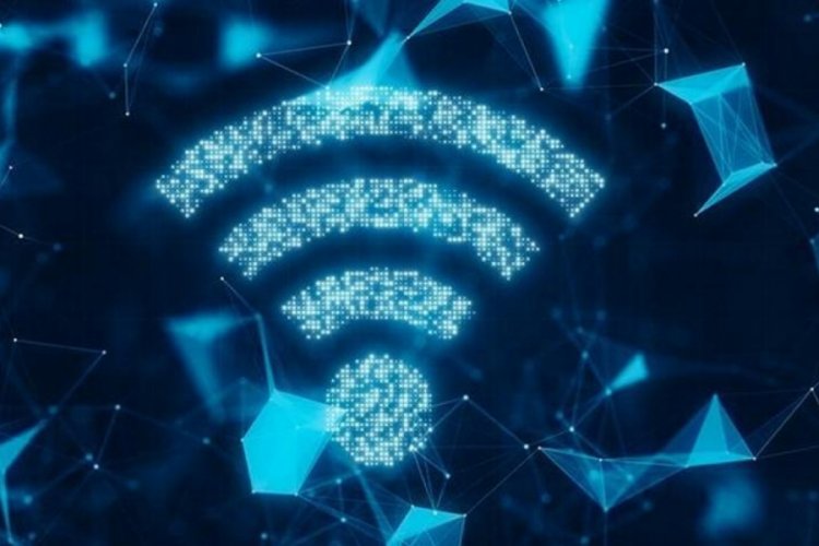 Rusya'da bir &ouml;ğrenci, Ukrayna yanlısı wi-fi adı nedeniyle tutuklandı