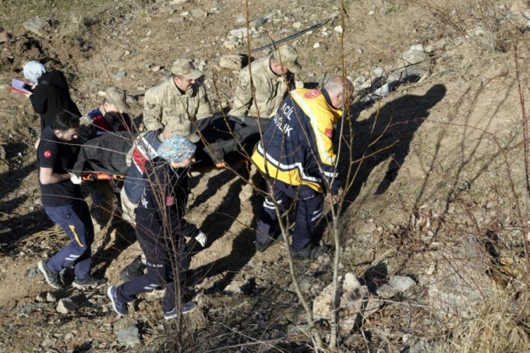 Bayburt'ta duruşmadan d&ouml;nen avukat trafik kazasında hayatını kaybetti