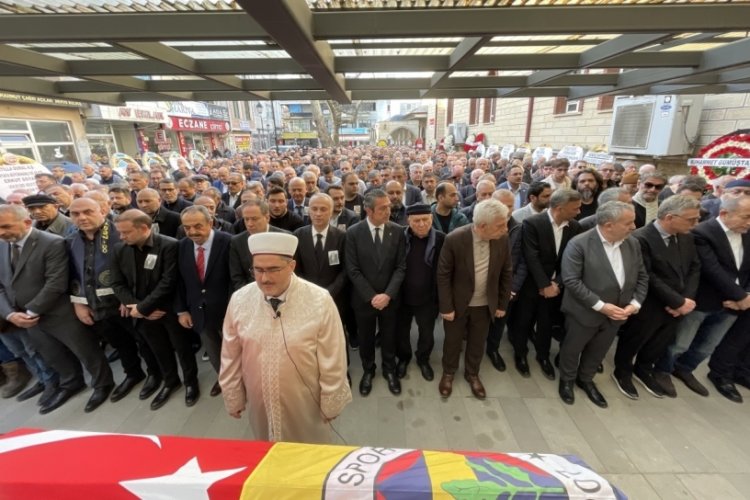 Fenerbah&ccedil;e'nin 32. başkanı Tahsin Kaya memleketinde toprağa verildi