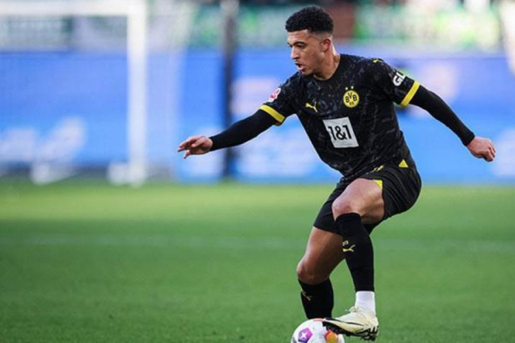 Borussia Dortmund, Jadon Sancho'yu takımda tutmanın yollarını arıyor