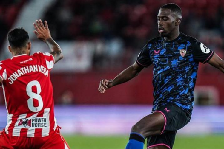 Sevilla, Almeria deplasmanı berabere bitti