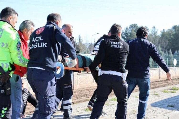 Diyarbakır'da rehabilitasyon merkezi servisi takla attı: 4'ü çocuk 9 yaralı