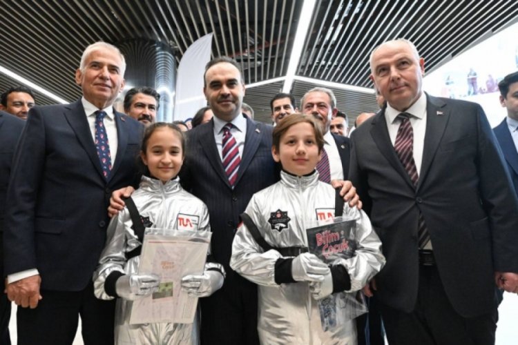 Bakan Kacır: 11'inci bilim merkezini Denizli'de hizmete sunduk