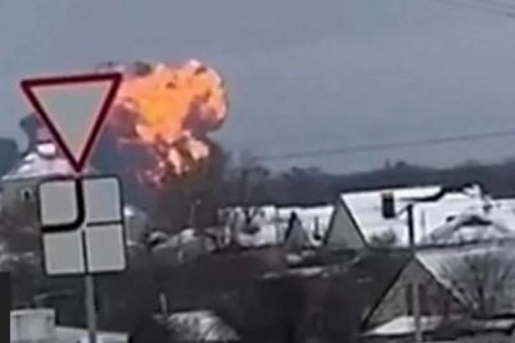 Rusya'da Il-76 model nakliye uçağı düştü