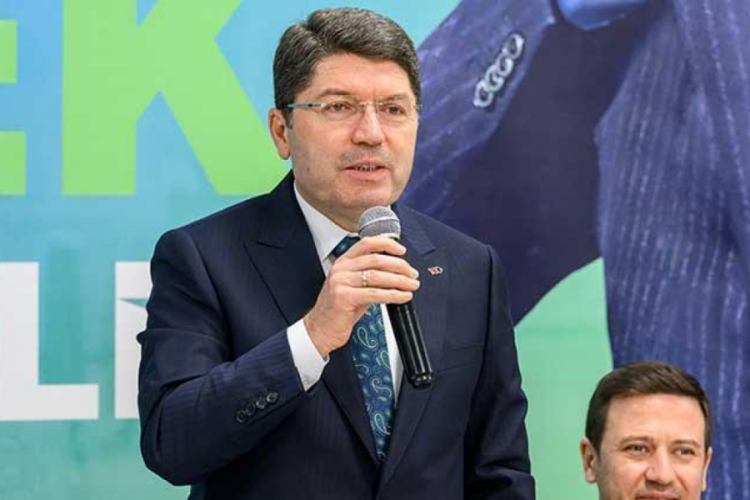 Bakan Yılmaz Tun&ccedil;: Vesayet&ccedil;i anlayışı tarihin karanlık sayfalarına g&ouml;md&uuml;k