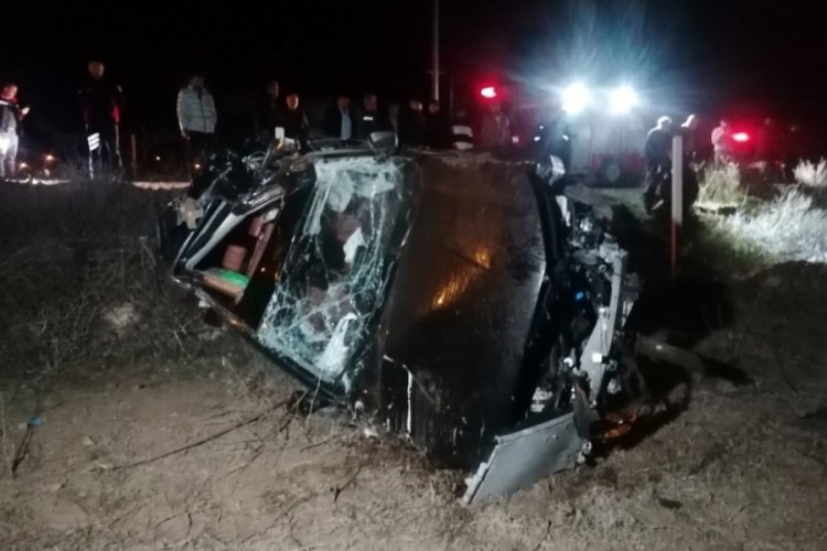 Tokat'ta otomobil tarlaya devrildi: 4 yaralı