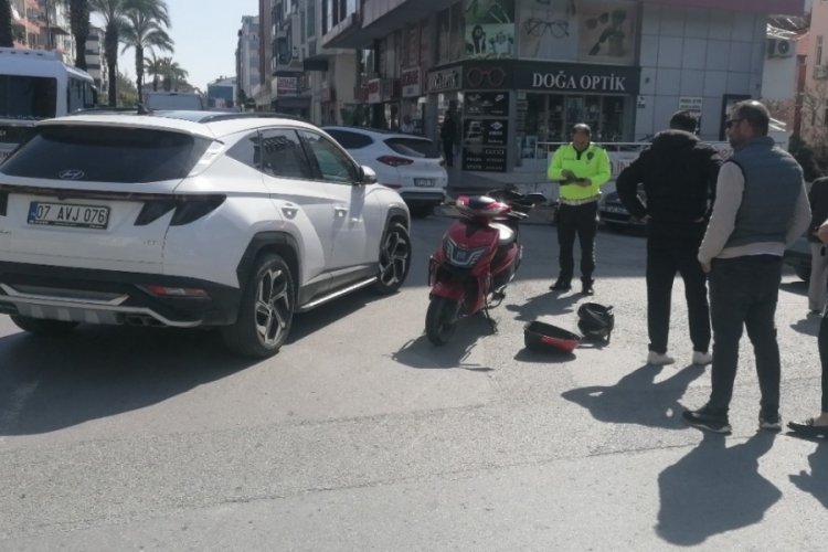 Manavgat'ta 2 motosiklet kazası: 1 yaralı