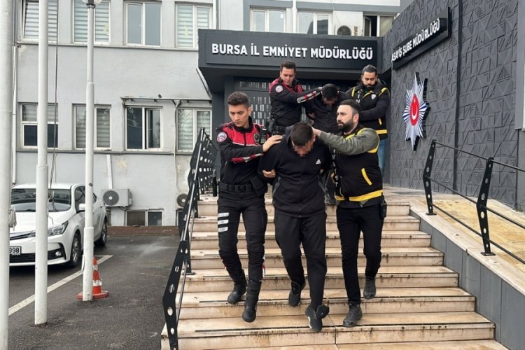 Bursa'da otomobilden a&ccedil;ılan ateş 2 kadına isabet etmişti! Failler kısa s&uuml;rede yakalandı