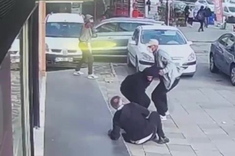Maskeli gasp&ccedil;ıların planı tutmadı: Sert kayaya &ccedil;arpınca apar topar ka&ccedil;tılar